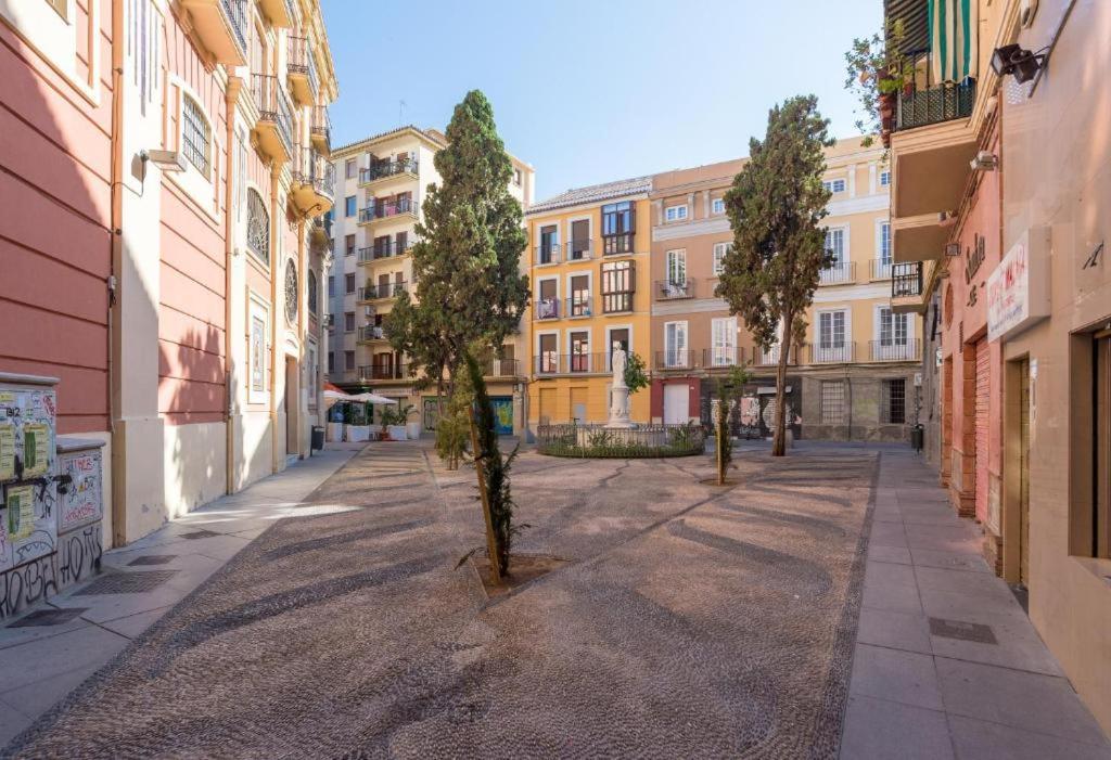 Family Scandinavia City Center & Near The Beach Malaga Exterior photo